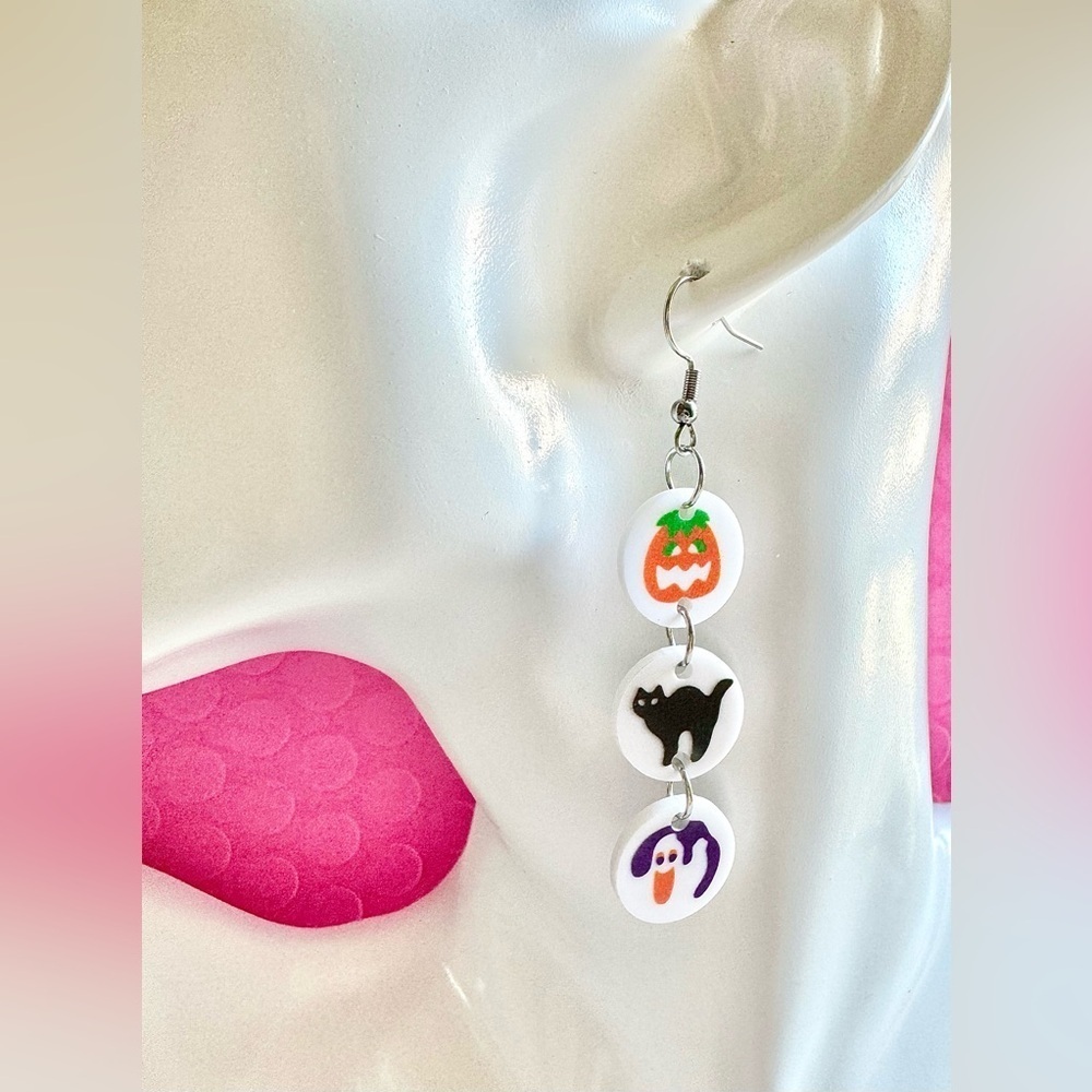 New Pillsbury Halloween Cookie Design Pumpkin, Black Cat, Ghost Acrylic Earrings - Picture 2 of 5